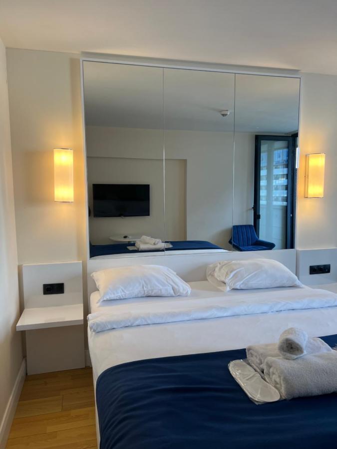 Orbi City Aparthotel Black Sea View Batumi Exterior foto