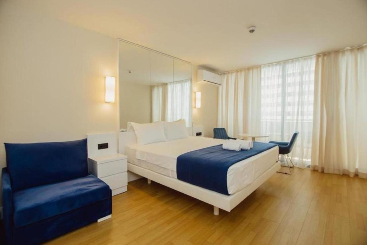 Orbi City Aparthotel Black Sea View Batumi Exterior foto